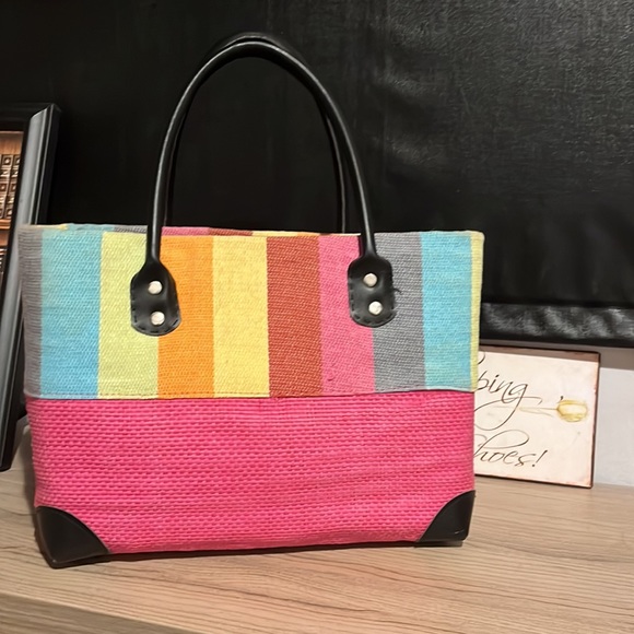 Colourful Weaved Purse/Tote/Carry-All w/Black Faux-leather Straps and Corners - Picture 2 of 9